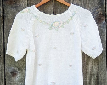 90s vintage cottagecore sweater top / white pastel floral embroidered ramie cotton pullover short sleeve / cottage chic preppy Private Party