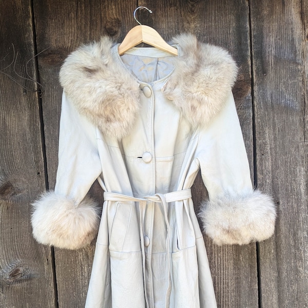 60s vintage leather fur trench coat jacket / waist tie beige leather jacket fur collar cuffs / boho rocker glam Hollywood Penny Lace / M L