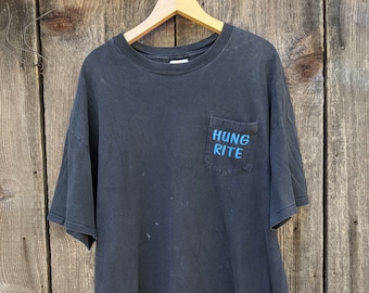 T-shirt vintage des années 90 Hung Rite / blague sexy nouveauté cadeau fierté LGBTQ / kitsch hipster bouffant surdimensionné en coton noir couture à point unique / 2XL XXL