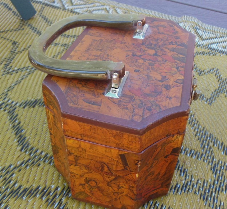 60s vintage decoupage box purse wood lacquer lucite make up case handbag gold glitter resin handle artisan scene old timey collectible