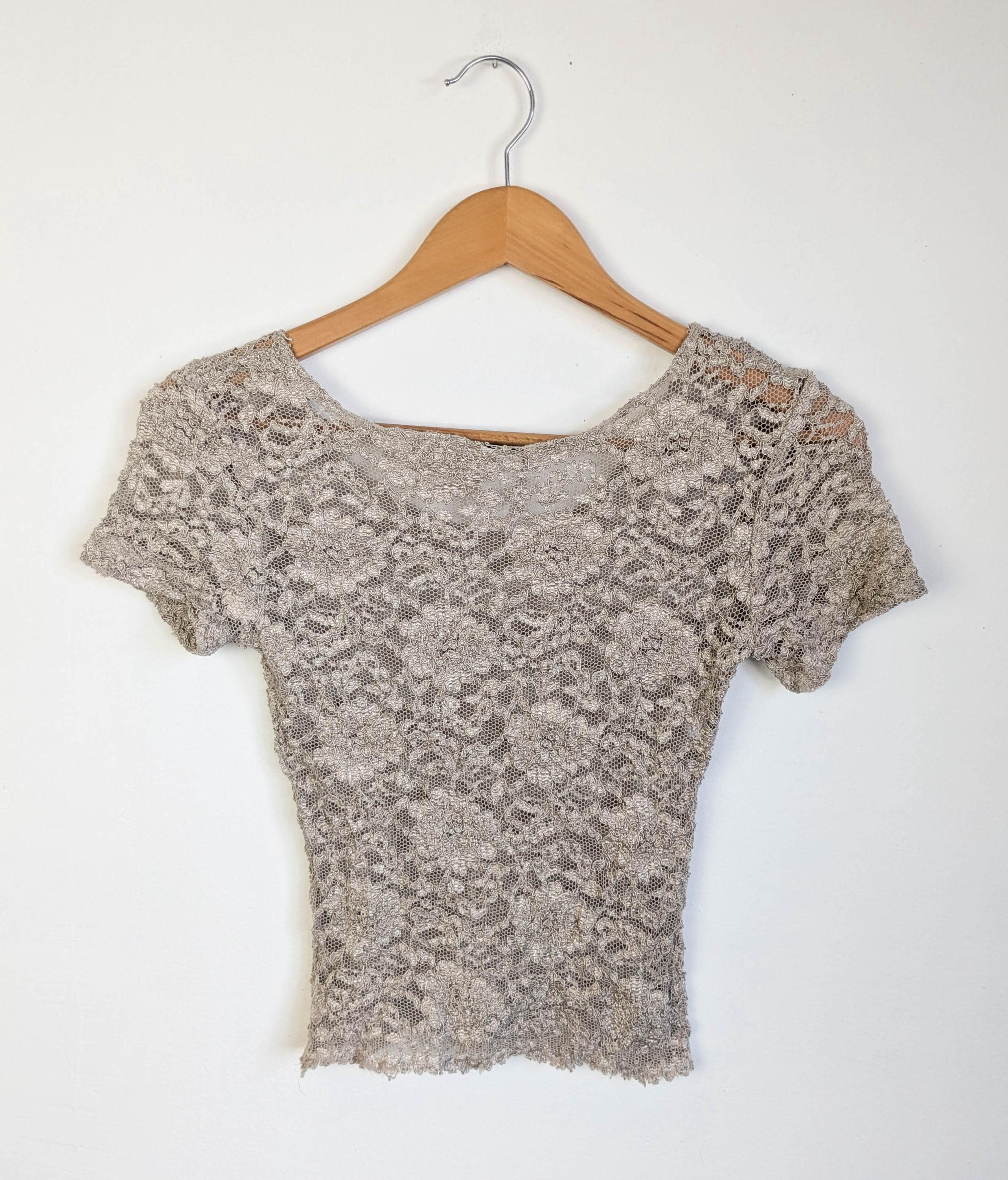 Vintage 90s Y2K Beige Lace Crop Top – Judy Knapp USA Nylon