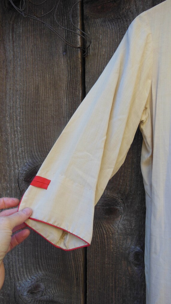 1920s vintage beige silk tunic / red frog closure… - image 4