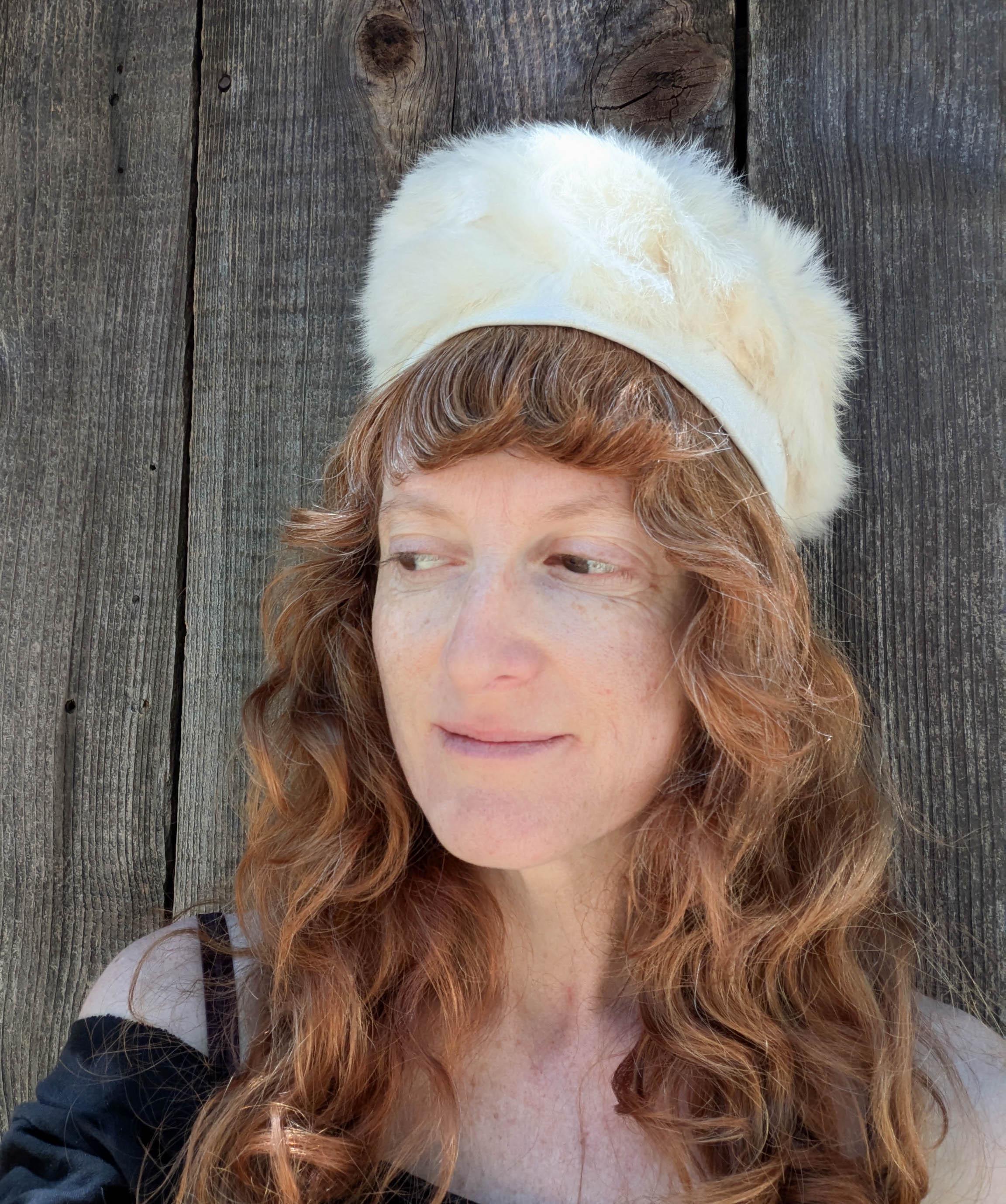 50s Vintage White Fur Pillbox Hat / Cocktail Fascinator 
