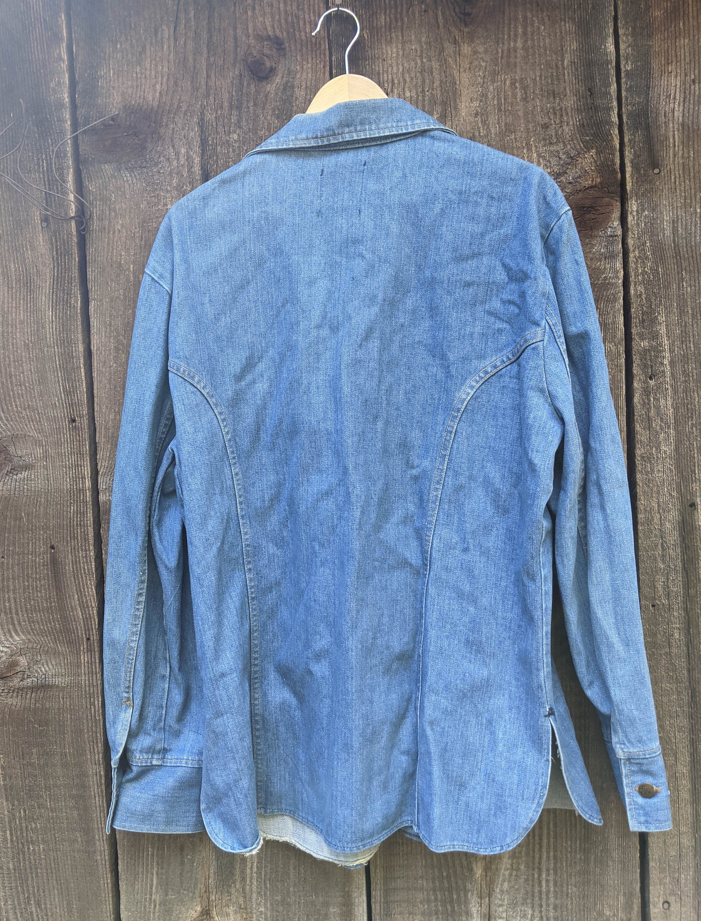 70s Vintage Denim Workwear Shirt / Blue Chambray Do-nothing 70s Vintage Denim Workwear Shirt / Blue Chambray Do-nothing