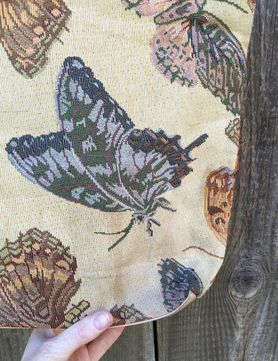 バッグ VINTAGE 80s 90s CHRYSANTHEMUM HANABI BAG VINTAGE 1990s FLORAL TAPESTRY BAG // Channel 90s | Depop