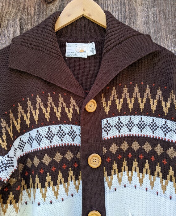 Men's sweater with wooden cheap buttons