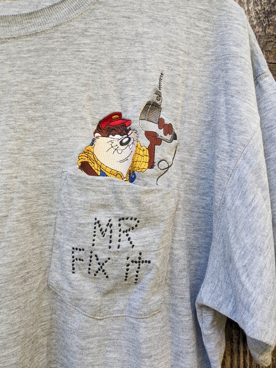 90s vintage TAZ t shirt / Mr Fix It Looney Tunes … - image 5