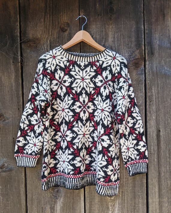 90s Vintage Snowflake Sweater / Cotton Linen Jones New York 90s Vintage Snowflake Sweater / Cotton Linen Jones New York