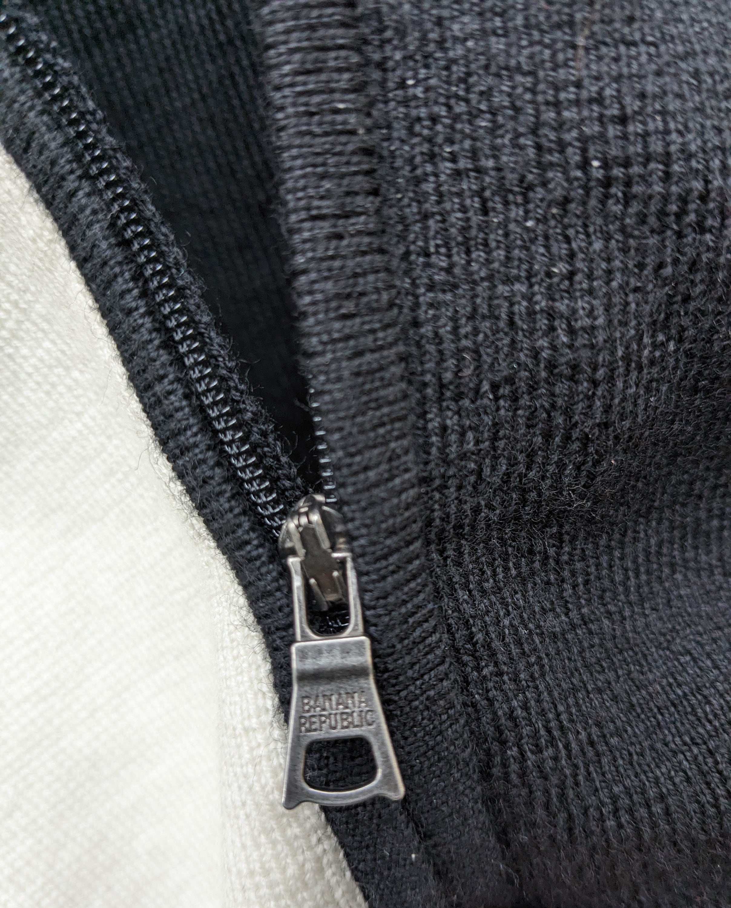 90s Vintage Merino Wool Black White Sweater M / Banana Republic 