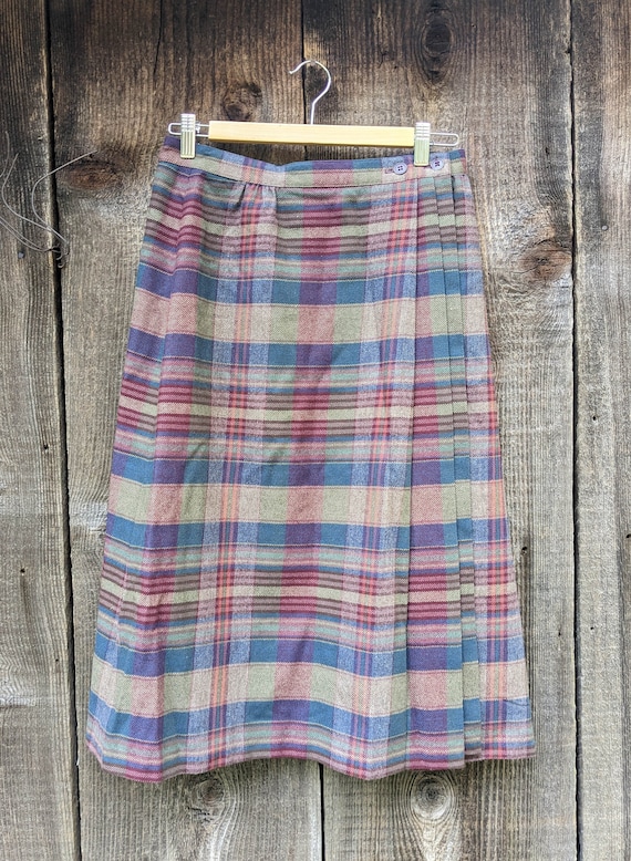 70s vintage plaid wool skirt / rustic cottagecore 