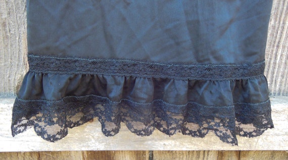 60s vintage black lace slip ruffle hem / mesh sex… - image 3