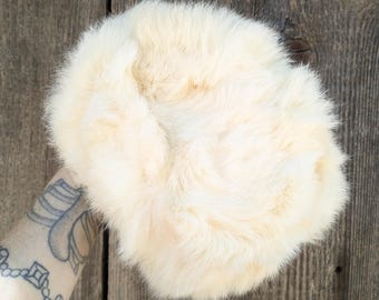 ? True Vintage ? Beresford Elegant Cream Luxe Pillbox Fur Women\'s Hat Pillbox Hats: Timeless grace, topped with a touch of vintage  main image 3