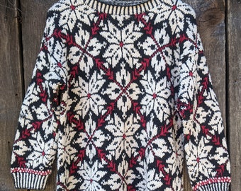 90s Vintage Snowflake Sweater / Cotton Linen Jones New York