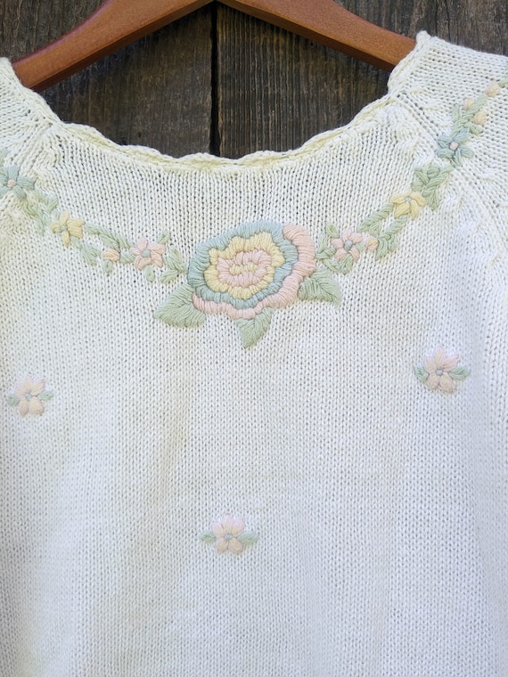 90s vintage cottagecore sweater top / white paste… - image 5