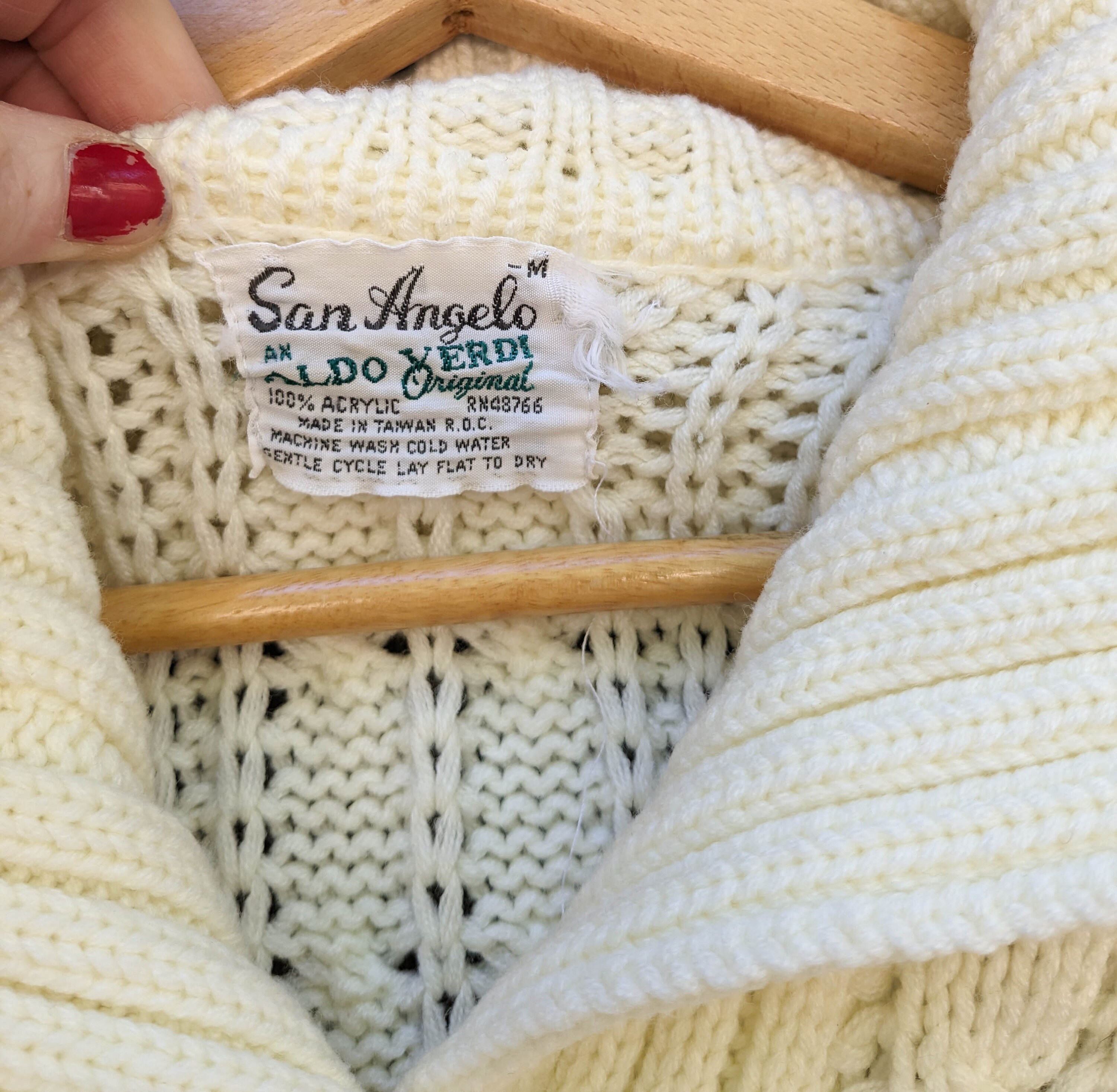60s Vintage Cream Knit Cardigan Waist Tie / Cable Knit