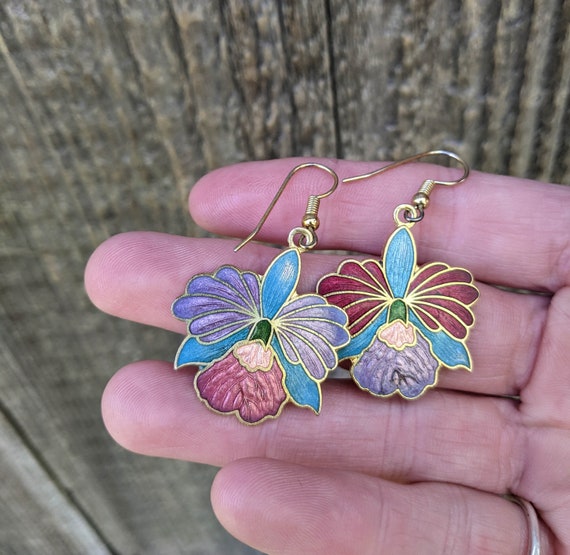 Vintage enamel flower earrings clearance