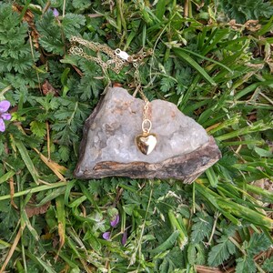 90s vintage 14k gold heart necklace / 14 karat pendant minimal delicate / hipster Lolita boho simple elegant / love friendship romantic gift image 2