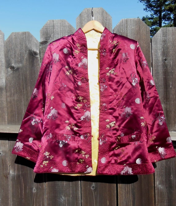 80s Vintage Maroon Chinese Jacket Coat / Yellow Reversible Cheongsam Mandarin Asian Brocade Tapestry Satin Bamboo / Boho Festival Eclectic