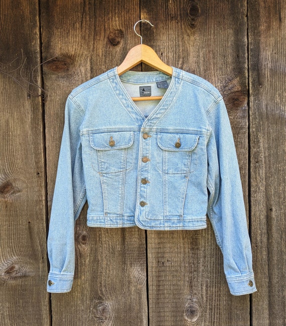 90s vintage Y2K denim jacket light wash cropped c… - image 1