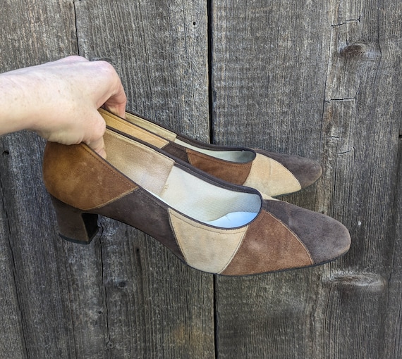 Beige suede pumps shoes 2025
