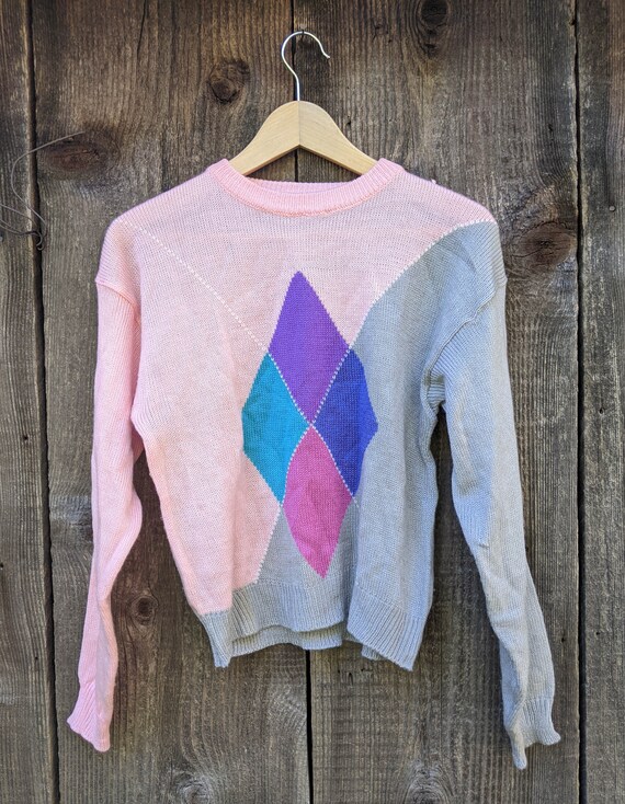 80s Vintage Argyle Sweater / Pink Pastel Cropped Boxy Pullover / Preppy Chic Hipster Retro Glam Club Kid Schoolgirl Back to School / Acrylic