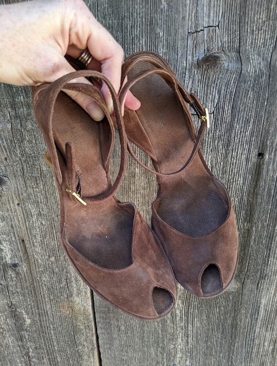 50s vintage brown suede wedge sandals / platform … - image 1