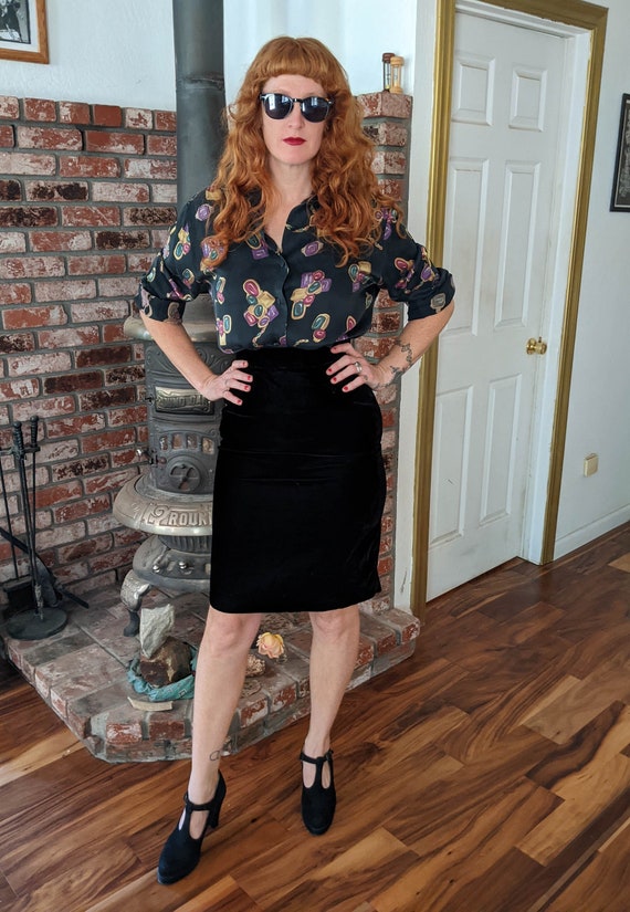 Black pencil skirt outfit 80's hotsell