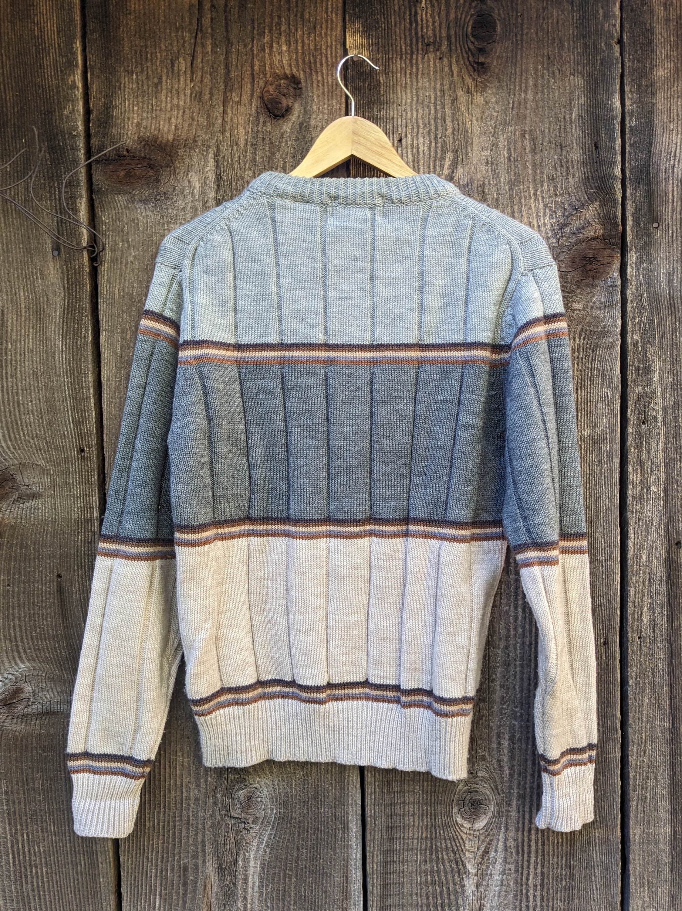 60s Vintage Striped Sweater / Sporty Retro Preppy Pullover Neutral