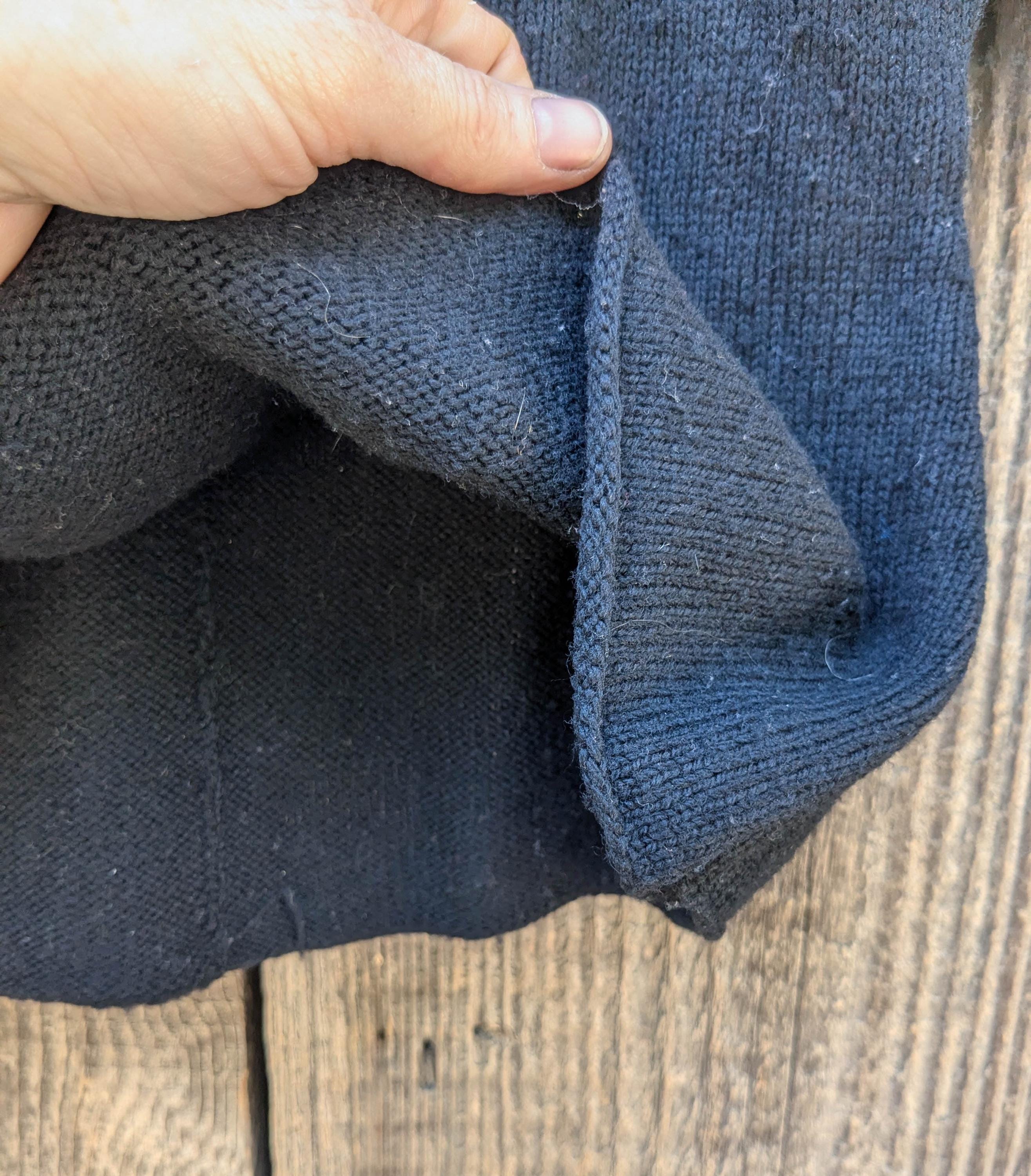 60s Vintage Black Sweater Top Lace Collar / Cropped Half Sleeve