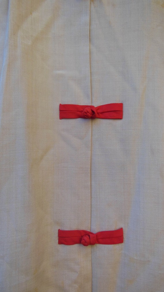 1920s vintage beige silk tunic / red frog closure… - image 6