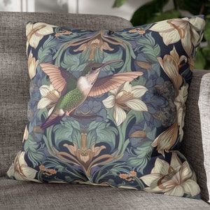 William Morris hummingbird Art Pillow, William Morris Cushion Cover, Art Nouveau Pillow Case, Housewarming Gift Ancient Decorative Pillowcas