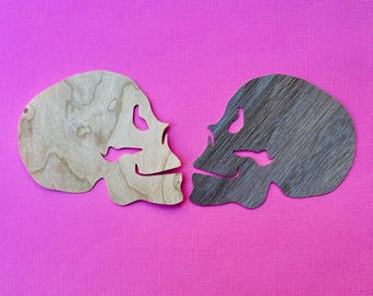 Wood Veneer Bookmark -  Skull Design - Wood Bookmark - Book Lover Gift