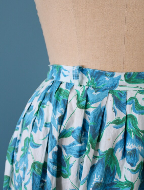 Vintage 1940s Blue Floral Cotton Skirt // 40s blu… - image 5