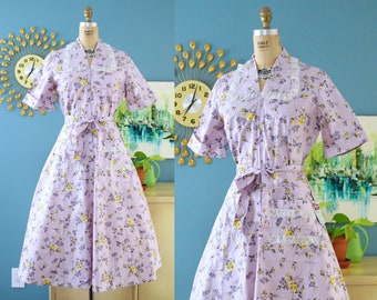 Vintage 1950s NOS Lavender Floral Fit-and-Flare Zip-Front House Dress // 50s deadstock collared dress with full skirt