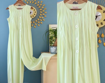 Vintage 1960s Jumpsuit // 60s "Vanity Fair" pistachio green nylon loungewear pantsuit with palazzo pants // M