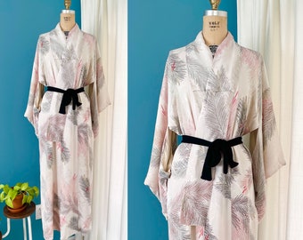 Vintage 1930er Jahre Kimono aus Seide mit Rot / Schwarz / Gold Feder-Motiv // 30s japanische Robe