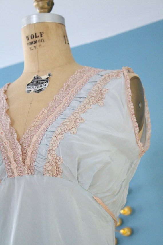 Vintage 1930s/1940s Blue Rayon 2pc. Pajama Set wi… - image 7