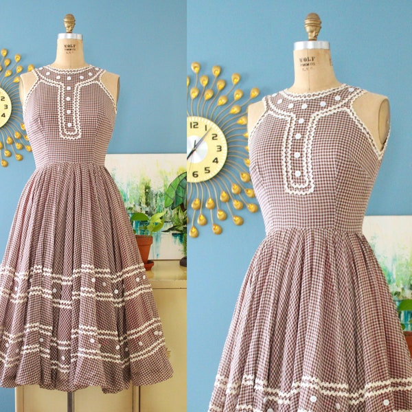 Vintage 1950s Dress // 50s "Edith Small" deadstock brown gingham circle skirt dress