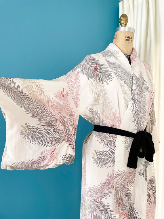 Vintage 1930s White Silk Kimono with Red/Black/Go… - image 2