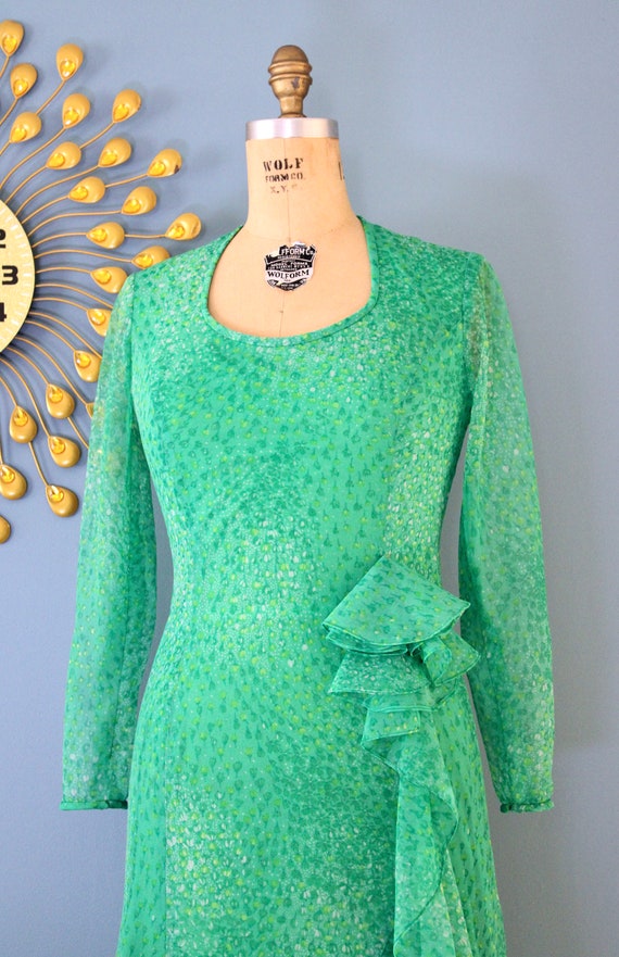 Vintage 1970s Green Midi Dress with Waterfall Ruf… - image 5