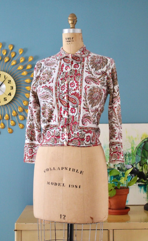 Vintage 1950s Sweater // 50s paisley and floral-p… - image 2