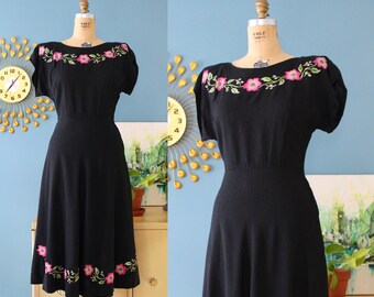 Vintage 1940s Dress // 40s black linen dress with pink floral hot iron transfers // M