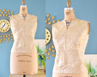 Vintage 1960s Blouse // 60s gold metallic paisley sleeveless holiday top // L
