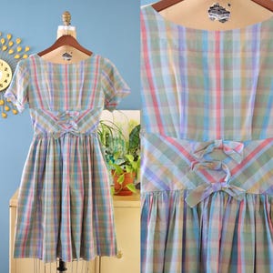 Vintage 1950s Dress // 50s plaid cotton fit-and-flare day dress with wide waist and bows // XXS/XS