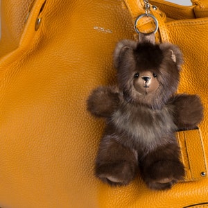 Bruine echte nertsbont teddybeer sleutelhanger, luxe bonttas bedel, handgemaakt cadeau voor haar, pluizige dierentas accessoires, knuffeldier