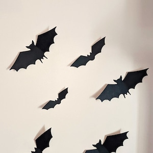 Paper Bats Halloween Decorations - Decorative Bat - Hanging Bat Decoration - Bat Home Decor - Halloween Classroom Decor - 30 Paper Bats