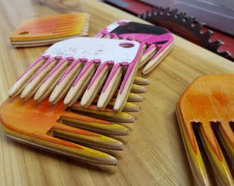 Pink, Gelb und Orange recycelter Skateboard-Bartkamm