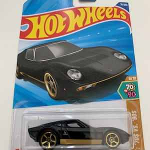 Hot Wheels ‘71 Lamborghini Miura SV HW ‘70s VS. ‘90s.