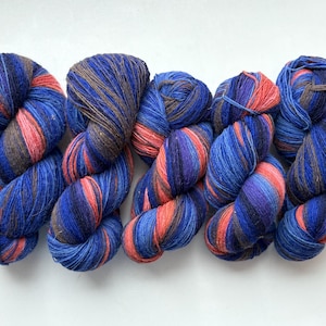 Dundaga royal blue/pink/Blue Multicoloured Gradient Self Striping Yarn,  100% Latvian Sheep Wool, Lace 6/1,