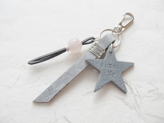 louis vuitton card holder keychain